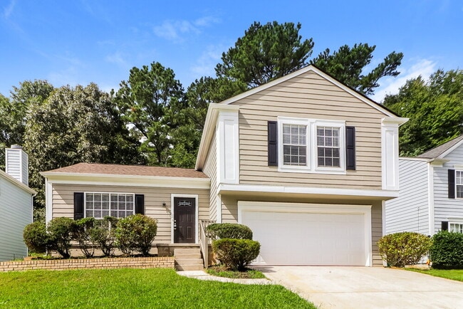 Building Photo - 6520 Eastbriar Dr