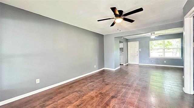 Building Photo - 809 E Celeste Dr