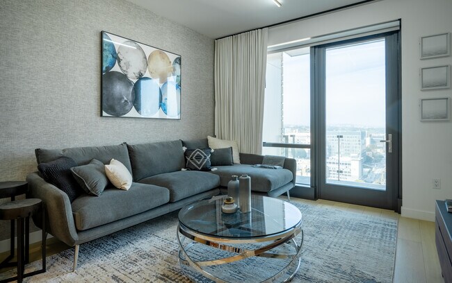 Sala de estar - 400 S Broadway
