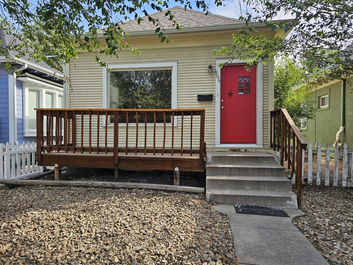 Foto principal - 906 W Colorado Ave
