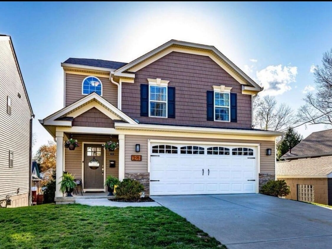 Primary Photo - 3 Bedroom Single Family Home in Cincinnati