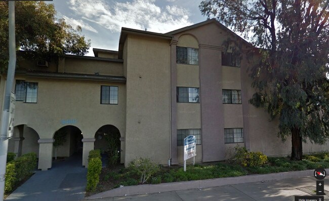9460 Laurel Canyon Blvd Unit 101, Los Angeles, CA 91331