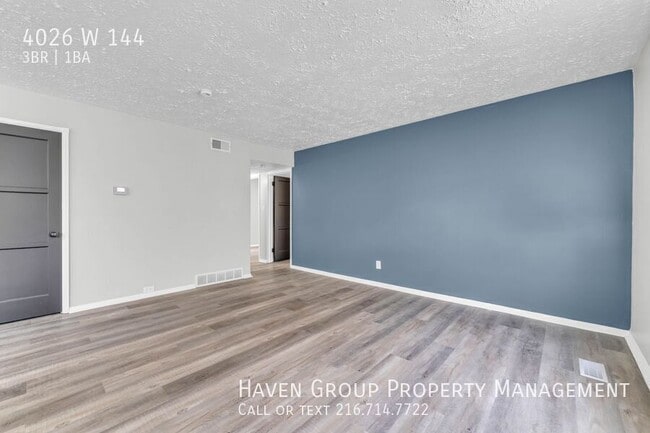 Building Photo - 4026 W 144th St