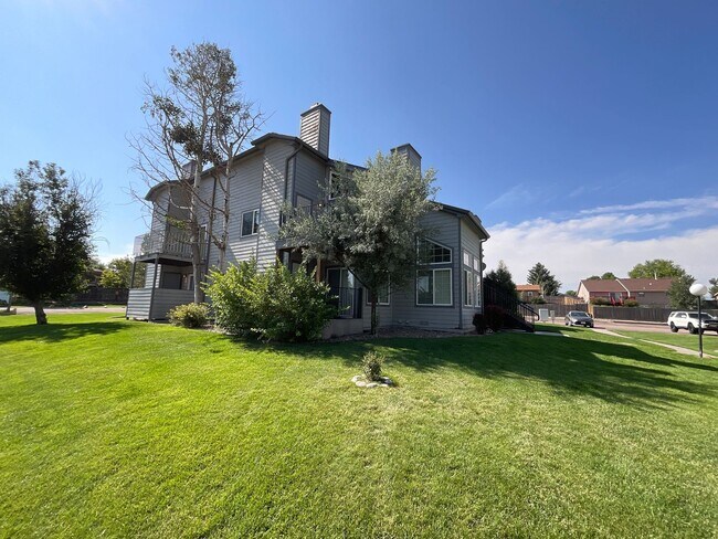 Building Photo - 1 Bedroom Condo Available Near N Union Blv...