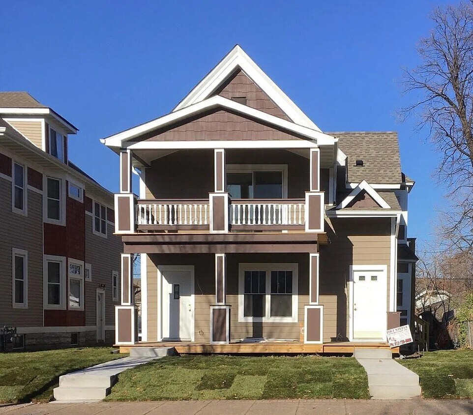 Front View - 935 Iglehart Ave