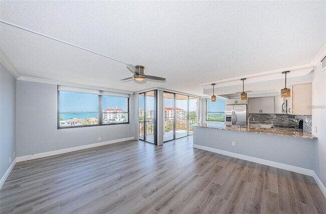 Foto del edificio - 6279 Sun Blvd