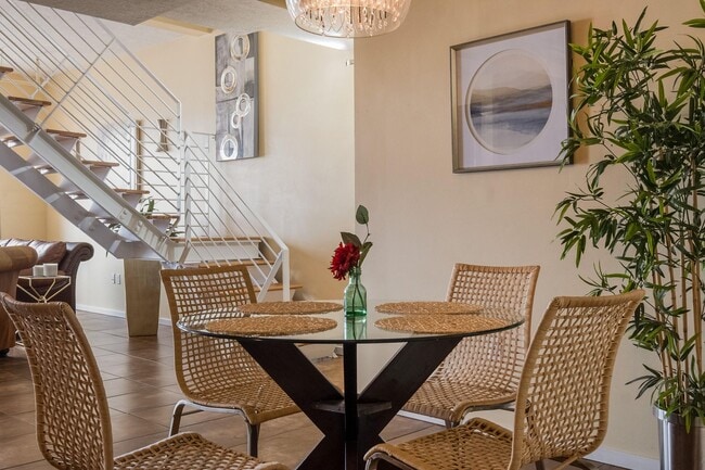 Building Photo - 219 Central Ave NW