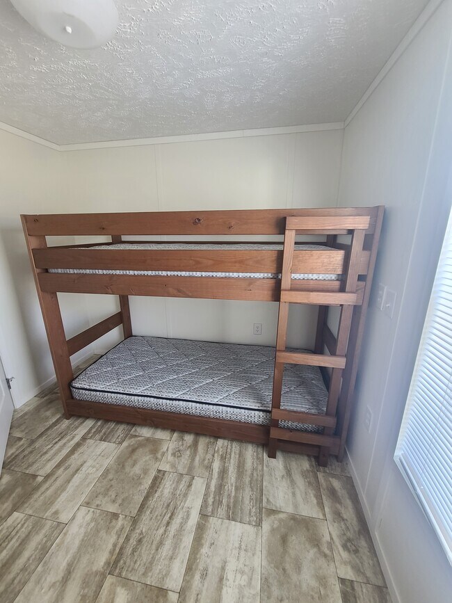 Foto del edificio - 4483 SE 23rd Ct