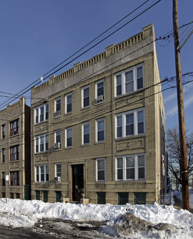 Foto del edificio - 70 Arlington Ave