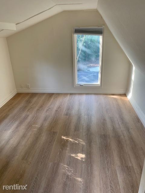 Building Photo - 3 br, 2 bath House - 2329 Humboldt Ave