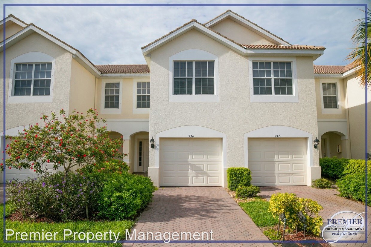 Foto principal - 3 br, 2.5 bath House - 936 Hampton Circle