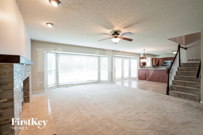 Foto del edificio - 1813 Highcrest Dr