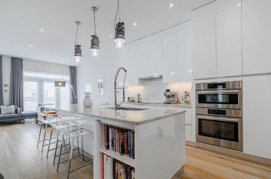 Building Photo - 1901 Post Oak Blvd