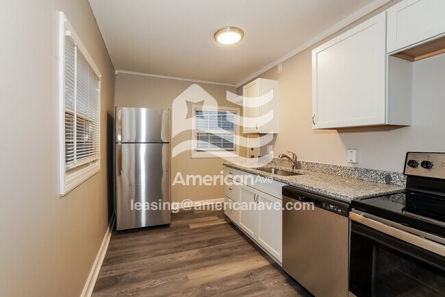 Foto del edificio - 2522 E 39th St