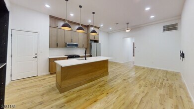 Building Photo - 155 Midland Ave