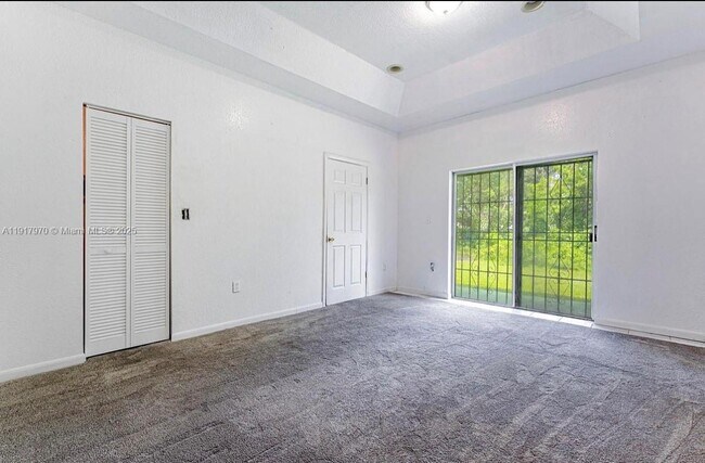 Foto del edificio - 2320 NW 52nd St