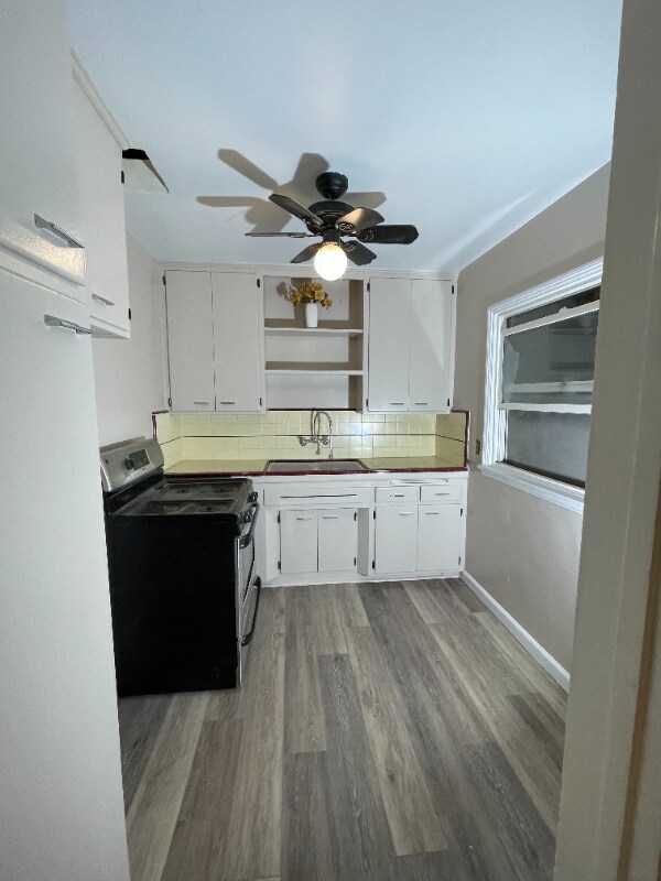 Building Photo - 1439 S Palos Verdes St