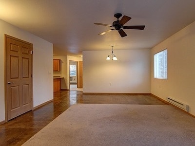 Building Photo - 5916 Delikowski St