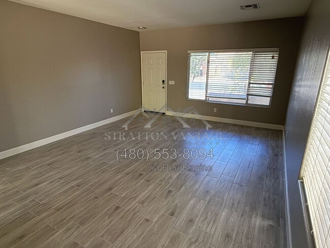 Building Photo - 14159 W Columbus Ave