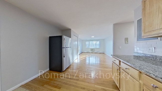 Photo - 112 Babcock St Apartment