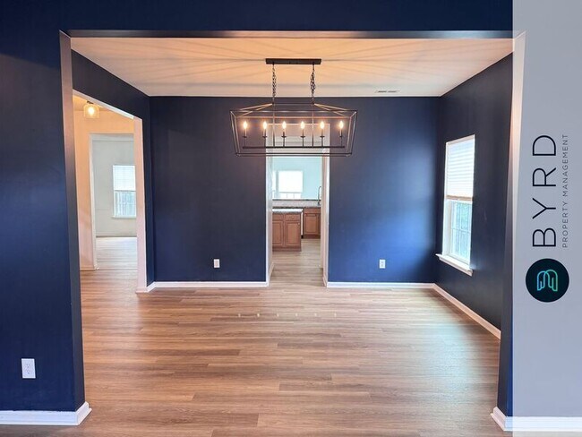 Foto del edificio - 7025 Heartleaf Ln