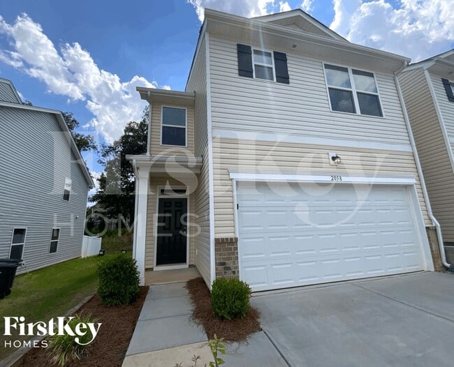 Building Photo - 2058 Cypress Village Dr NW