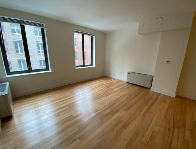 Building Photo - 1 bedroom in New York NY 10038