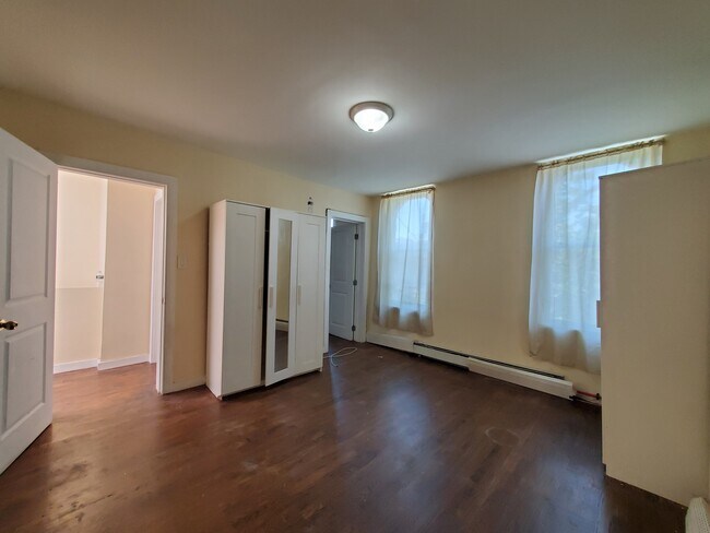 Foto del edificio - 118 Wilkinson Ave