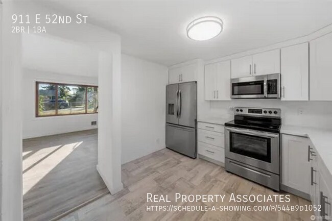 Foto del edificio - 911 E 52nd St