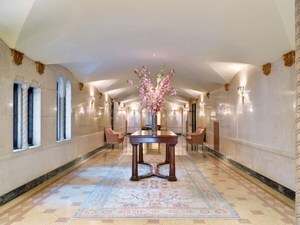 Interior Photo - 1186 Madison Ave