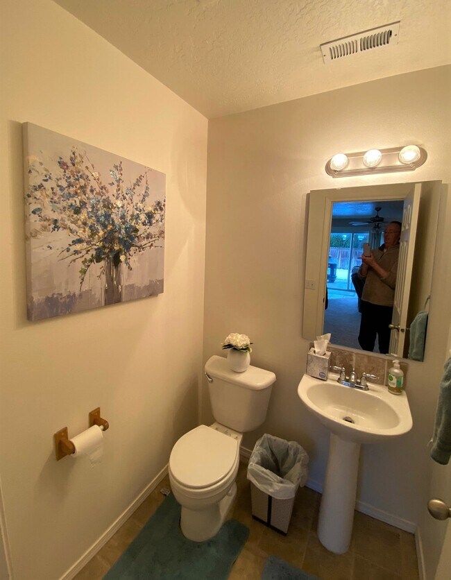 Foto del edificio - 3393 W Manning Loop