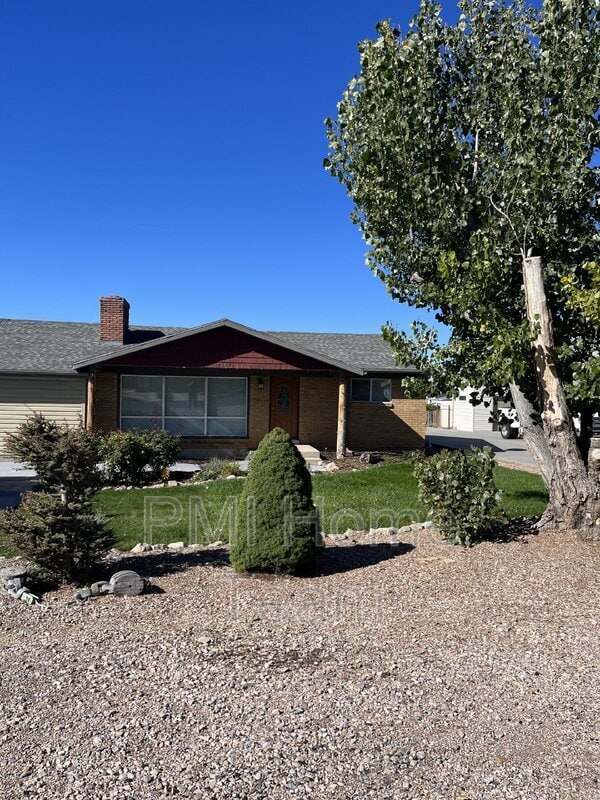 Foto principal - 2327 750 W St