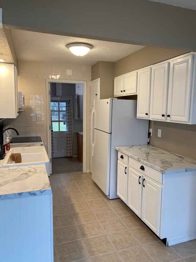 9880 Newkirk Dr, Parma Heights, OH 44130 House Rental in Parma