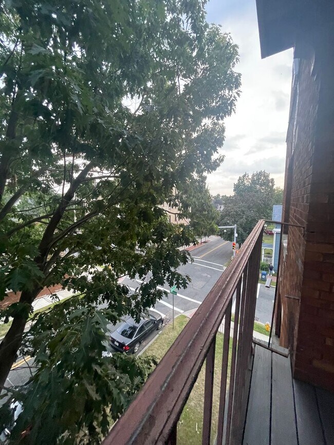 Foto del edificio - School and Union Street