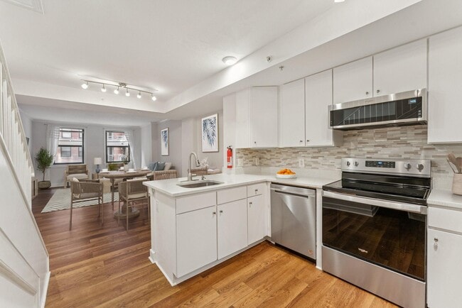 Foto del edificio - 616 E St NW