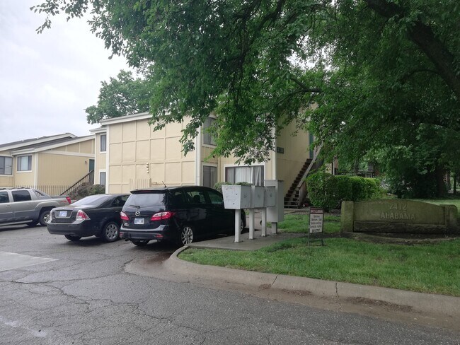 Foto del edificio - 2412 Alabama St