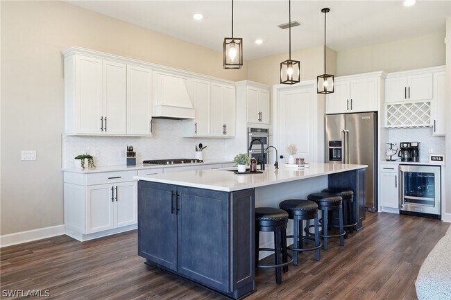 Building Photo - 20040 Hartford Blvd