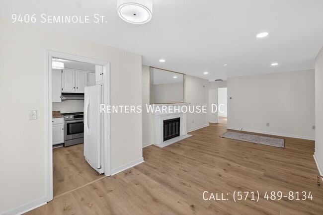 Building Photo - 9406 Seminole St