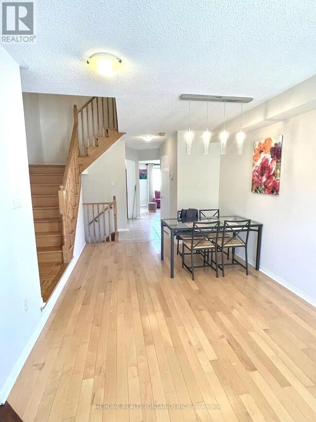 Building Photo - 28 Rideau Dr