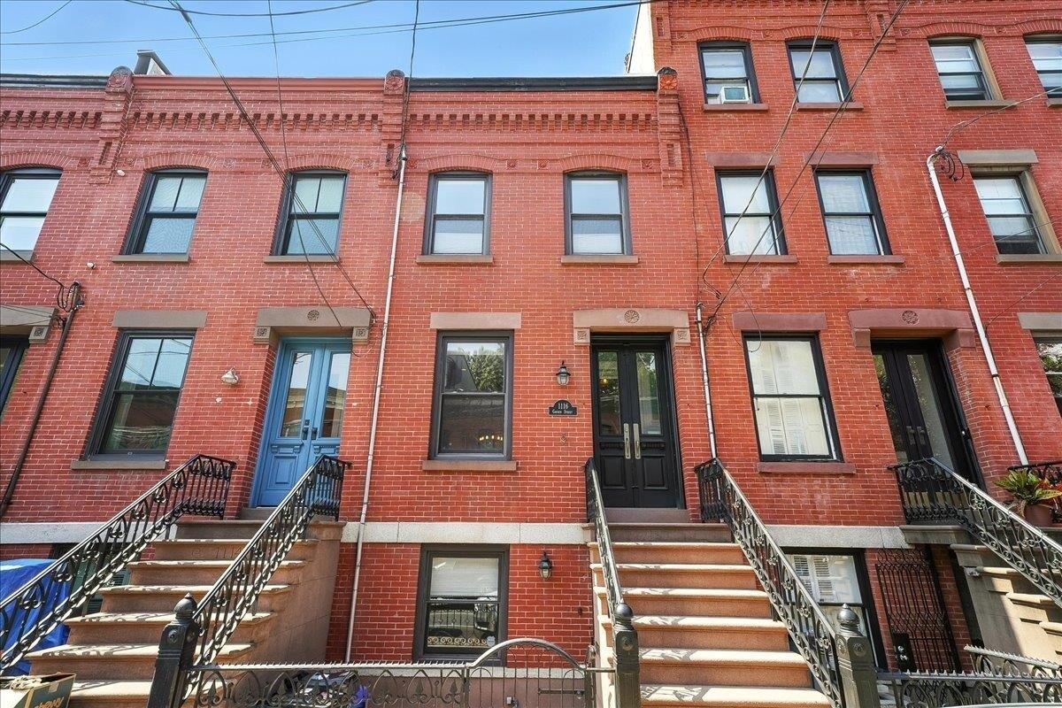 Foto principal - 1116 Garden St