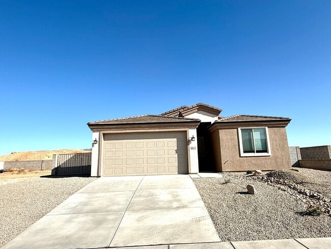 Foto del edificio - Beautiful 2025 New Construction 3 Bedroom Home with RV Parking!