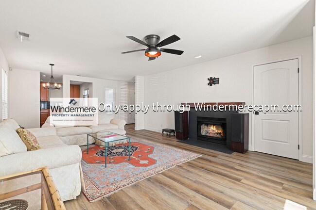 Foto del edificio - Beautiful Townhome in Orangvale