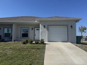 Building Photo - 10526 Pendleton Ave