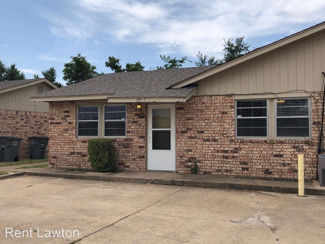 2 br, 1 bath House 7936 NW Crossland Circle House for Rent in