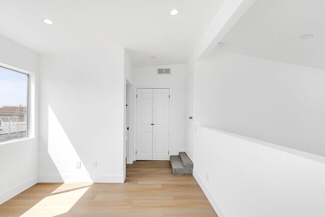 Foto del interior - Experience Modern Westside Living at Woodg...