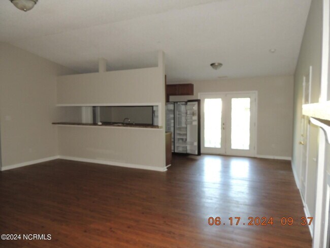 Building Photo - 513 Pine Valley Rd