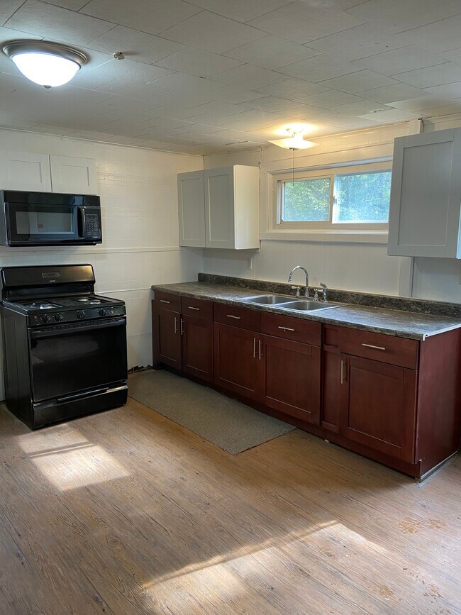 90 Old State Rd, Binghamton, NY 13901 Townhouse for Rent in