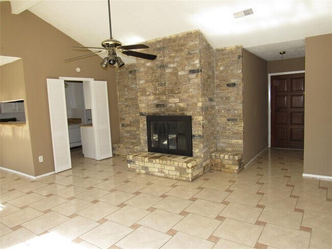 Foto del edificio - 5806 Bridgegate Dr