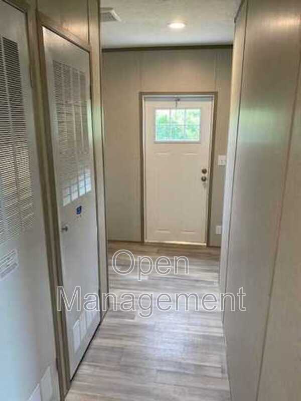 Foto del edificio - 4511 Dirt Rd