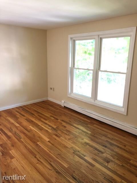 Building Photo - 3 br, 1.5 bath  - 52 Orchard St Unit A